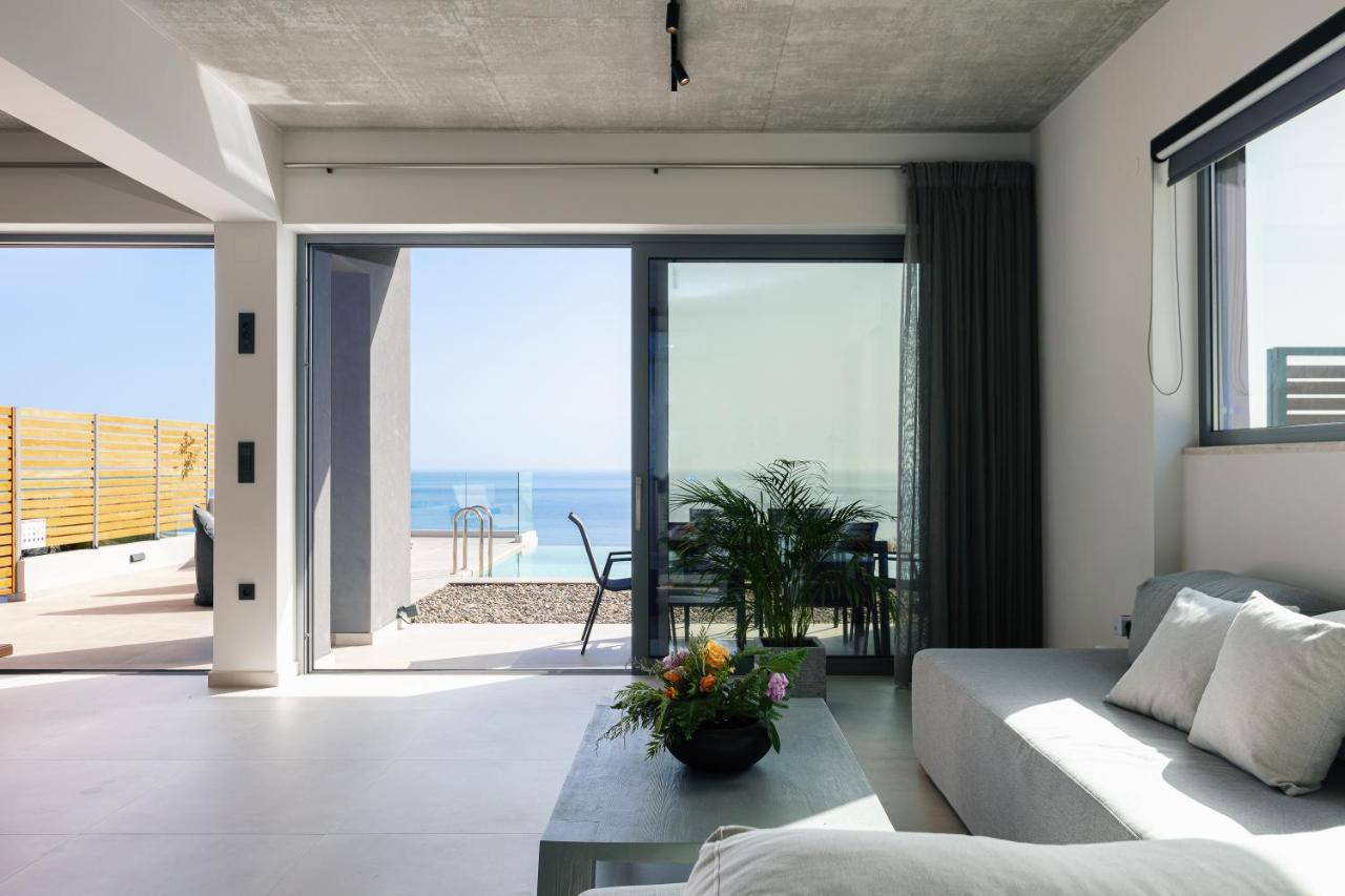 Krystallon Villas Palaiochora Exteriör bild