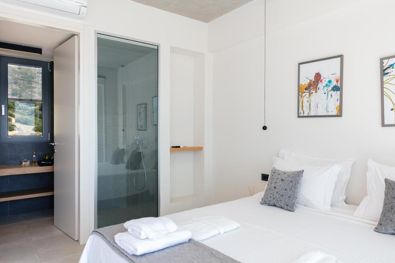 Krystallon Villas Palaiochora Exteriör bild